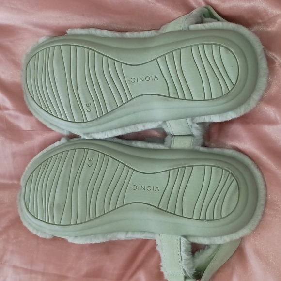 WOMEN'S VIONIC SANDALS - Picture 2 of 6